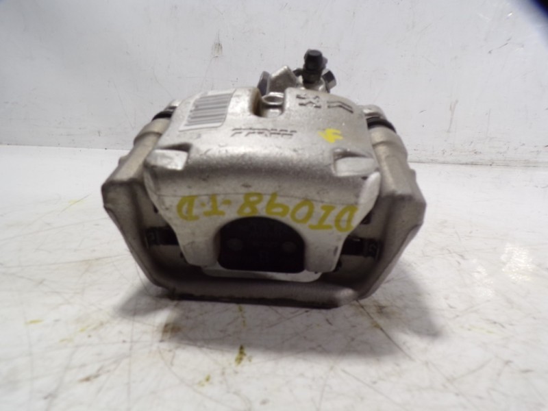 Recambio de pinza freno trasera derecha para toyota proace city 1.5 dci referencia OEM IAM SU001A8851 9819337780 