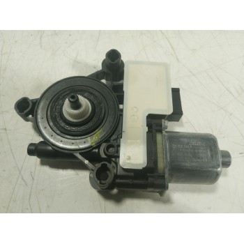 MOTOR ELEVALUNAS TRASERO IZQUIERDO 5Q0959408G 5Q0959408G 