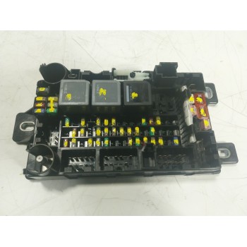 CAJA RELES / FUSIBLES LR144132 M8D214N030AA 