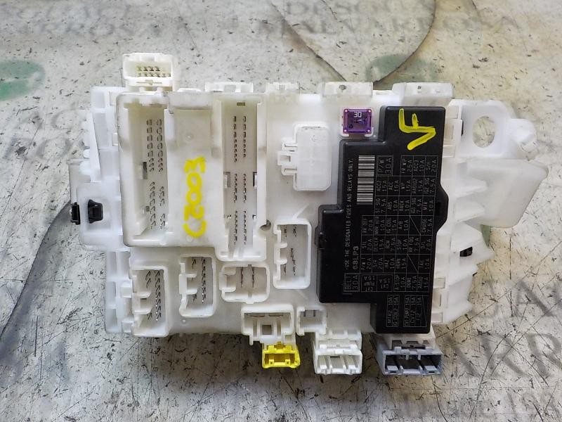 Recambio de caja reles / fusibles para suzuki swift azg (nz) 1.2 cat referencia OEM IAM 3671068LB2 961A4890 961A4890