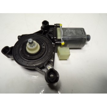 MOTOR ELEVALUNAS DELANTERO IZQUIERDO 5Q0959801C 5Q0959801C 