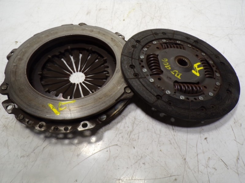 Recambio de kit embrague para peugeot 308 1.6 16v hdi fap referencia OEM IAM 2052Z0 9670270580 