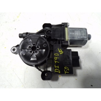 MOTOR ELEVALUNAS TRASERO DERECHO 5Q0959812E 5Q0959812A 0138822724