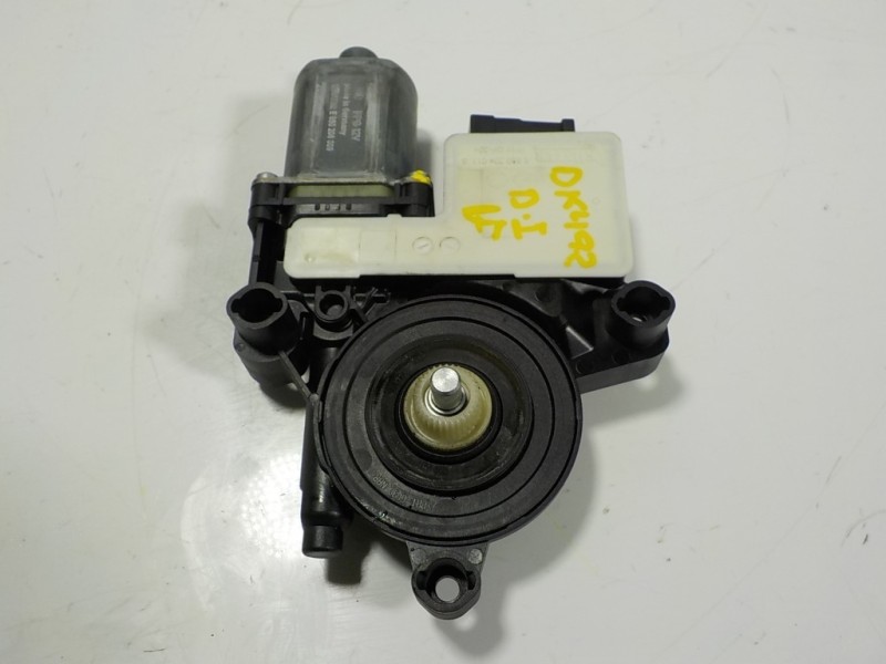 Recambio de motor elevalunas delantero izquierdo para seat arona 1.6 tdi referencia OEM IAM 2Q1959405B 2Q1959405 0130822065