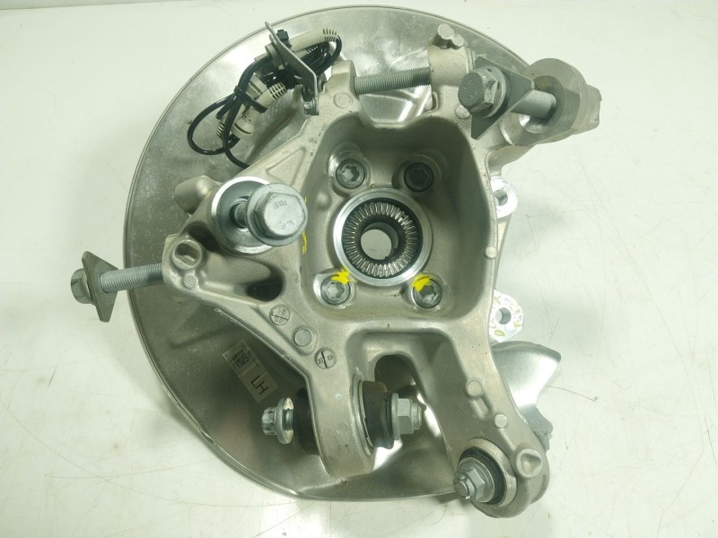 Recambio de mangueta trasera izquierda para bmw 8 coupé (g15, f92) 840 i xdrive referencia OEM IAM 33306850561  