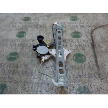 ELEVALUNAS DELANTERO DERECHO 8340171L02 