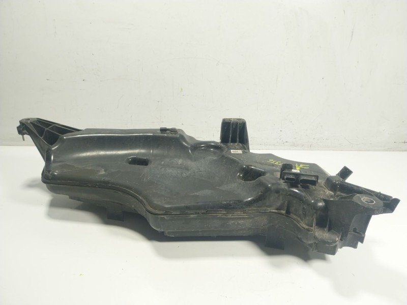 Recambio de deposito aditivo para skoda karoq (nu7, nd7) 2.0 tdi referencia OEM IAM 5Q0131877AA 5Q0131877AA 