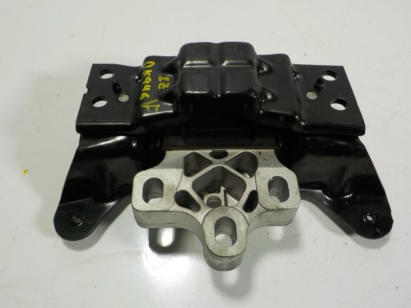 Recambio de soporte motor izquierdo para cupra formentor 1.5 tsi referencia OEM IAM 5Q0199555BJ 5Q0199555BJ 