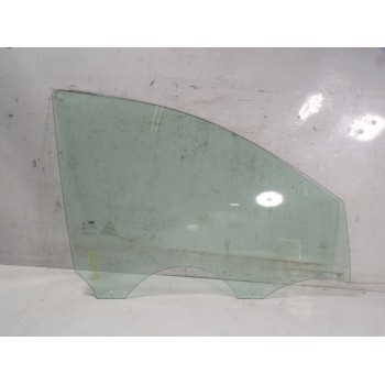 CRISTAL PUERTA DELANTERO DERECHO 824211J000 