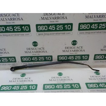 BRAZO LIMPIA DELANTERO DERECHO 