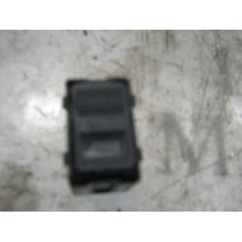 MANDO ELEVALUNAS TRASERO DERECHO 