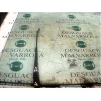 BRAZO LIMPIA DELANTERO DERECHO 