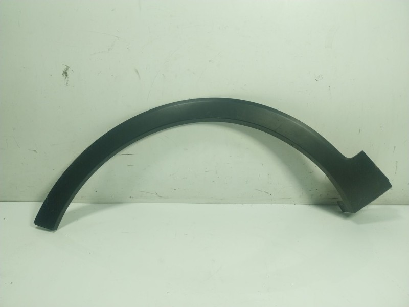 Recambio de aletin delantero izquierdo para kia sorento iii (um) 2.2 crdi 4wd referencia OEM IAM 87711C5000  