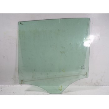 CRISTAL PUERTA TRASERO IZQUIERDO A1667350110 