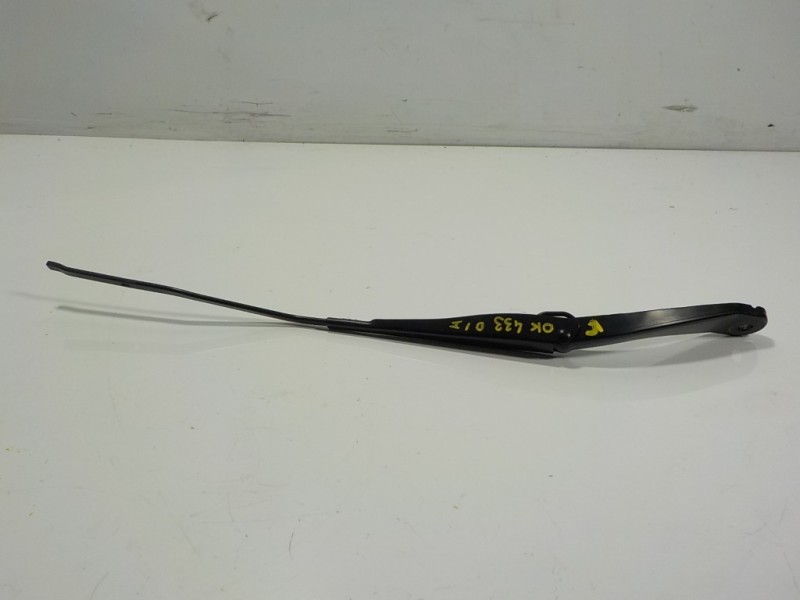 Recambio de brazo limpia delantero izquierdo para dacia duster ii 1.5 dci diesel fap cat referencia OEM IAM 288817528R  