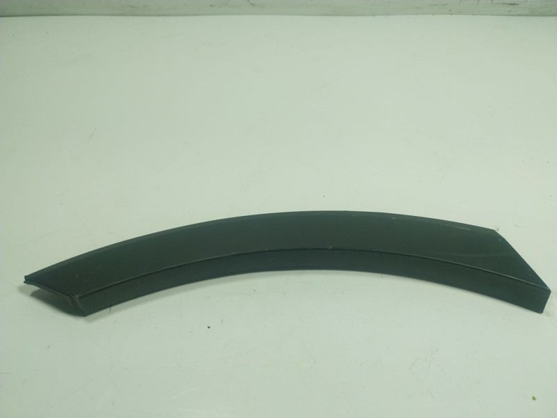 Recambio de aletin trasero derecho para kia sorento iii (um) 2.2 crdi 4wd referencia OEM IAM 87742C5000  