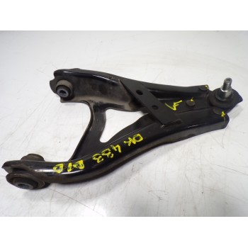 BRAZO SUSPENSION INFERIOR DELANTERO DERECHO 545040280R 