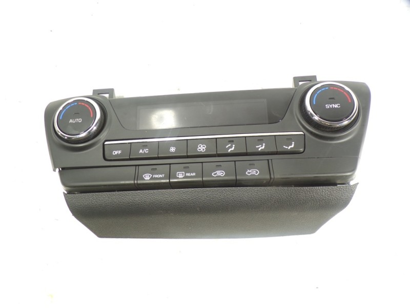 Recambio de mando climatizador para hyundai tucson 1.7 crdi cat referencia OEM IAM 97250D7211TRY 9725007211 
