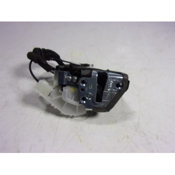 CERRADURA PUERTA TRASERA DERECHA 69050F4010 