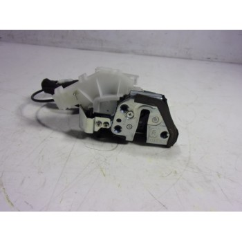 CERRADURA PUERTA TRASERA IZQUIERDA 69060F4010 