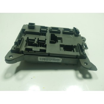 CAJA RELES / FUSIBLES 61146931687 693168704 