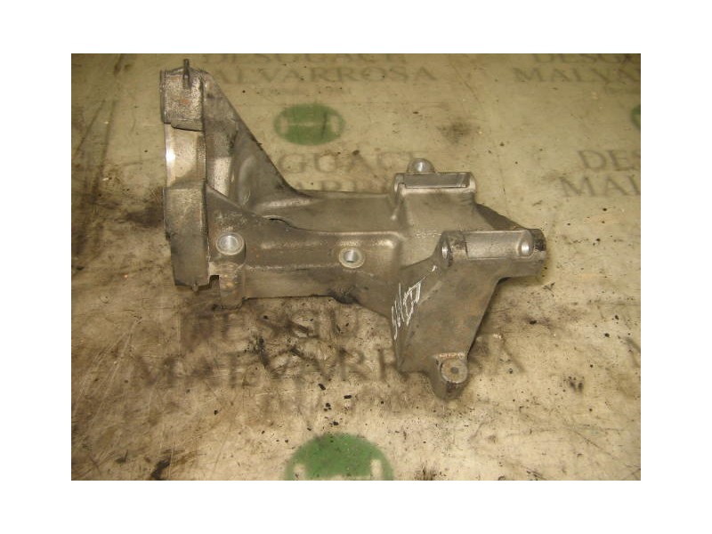 Recambio de soporte motor derecho para ford focus berlina (cak) ghia referencia OEM IAM   