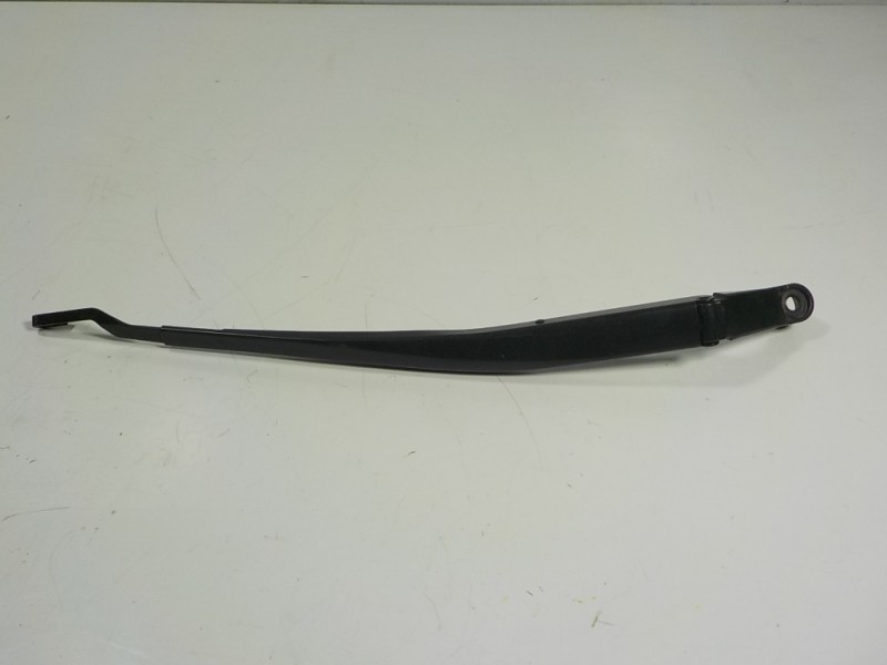 Recambio de brazo limpia delantero izquierdo para lexus rx 450h referencia OEM IAM 8522148170  