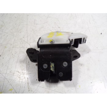 CERRADURA MALETERO / PORTON G33M62310B 