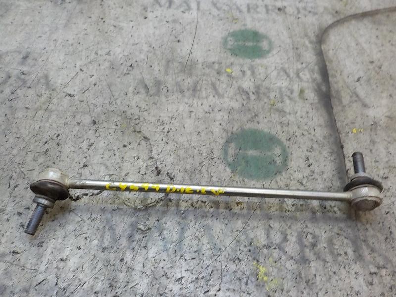 Recambio de tirante delantero derecho para renault kangoo 1.5 dci diesel fap referencia OEM IAM 8200669065  