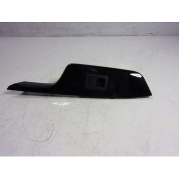 MANDO ELEVALUNAS DELANTERO DERECHO 8481002240 3541A132D 3541A132D