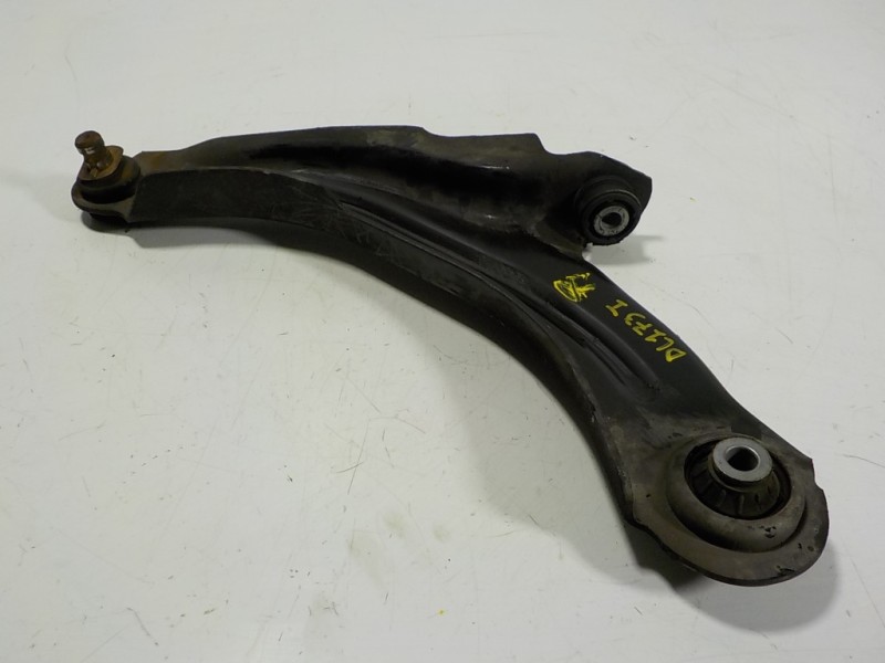 Recambio de brazo suspension inferior delantero izquierdo para renault clio iv 0.9 tce referencia OEM IAM 545050399R  