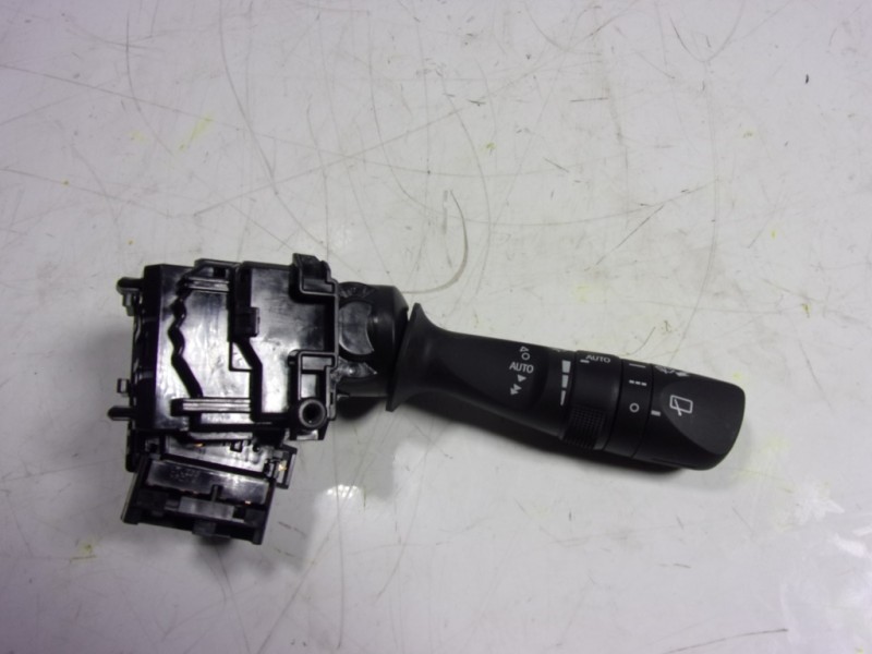 Recambio de mando limpia para toyota c-hr 132 kw referencia OEM IAM 84652F4020 F402017J422 F402017J422