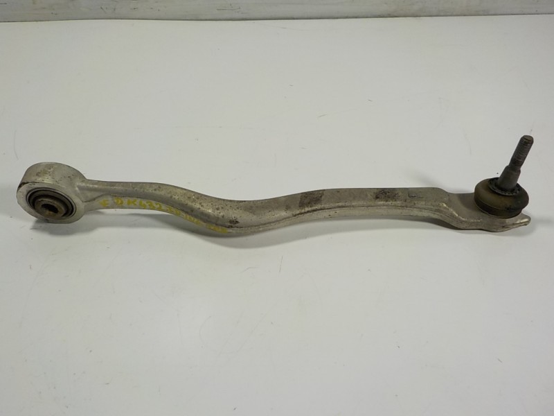 Recambio de brazo suspension inferior trasero derecho para lexus is 300h referencia OEM IAM 4870530120  