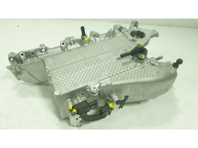 Recambio de colector admision para seat leon sportstourer (kl8) xcellence referencia OEM IAM  05L129766Q 