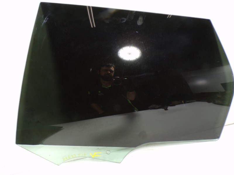 Recambio de cristal puerta trasero izquierdo para land rover discovery sport 2.0 td4 cat referencia OEM IAM LR058835  