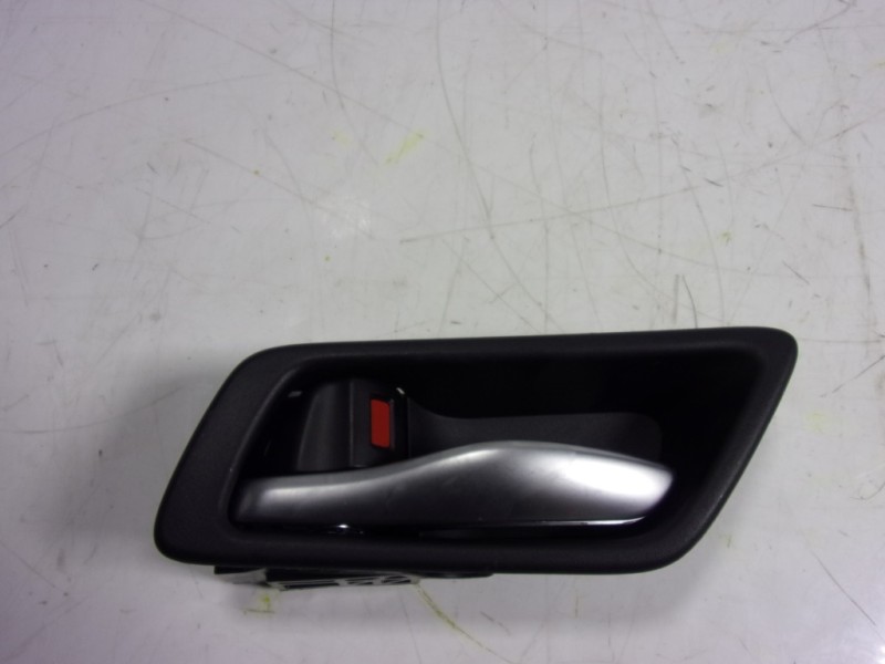 Recambio de maneta interior delantera izquierda para toyota c-hr 132 kw referencia OEM IAM 69206F4010C1  