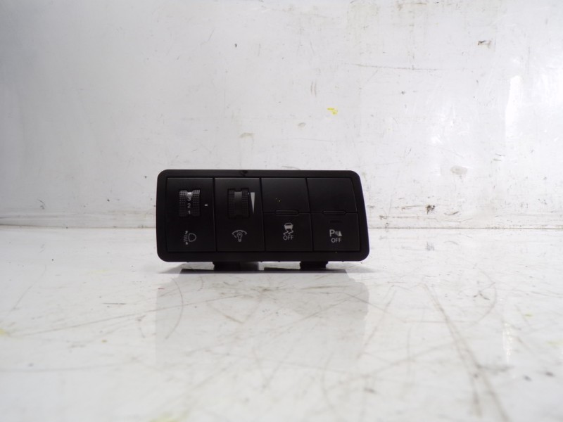 Recambio de modulo electronico para kia venga 1.6 cat referencia OEM IAM 949501PAA0EQ 9330001P8D0 