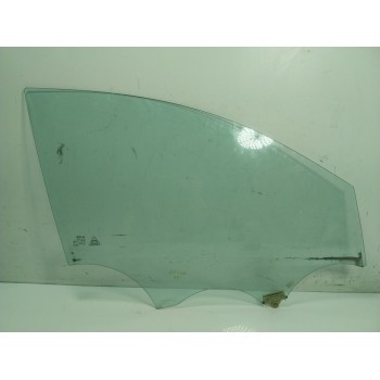 CRISTAL PUERTA DELANTERO DERECHO 82421C5000 