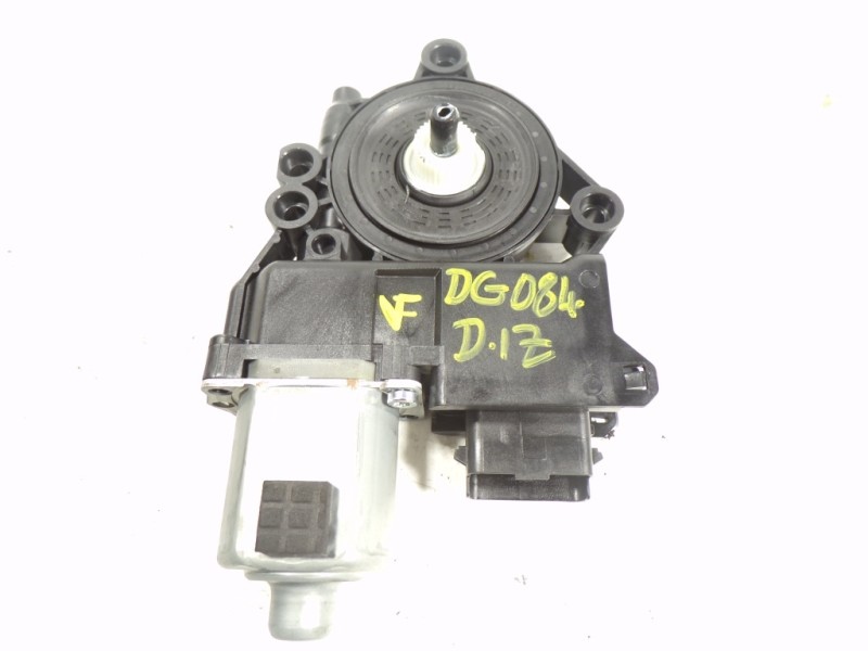 Recambio de motor elevalunas delantero izquierdo para kia xceed 1.4 tgdi cat referencia OEM IAM 82450J7010 82450J7010 