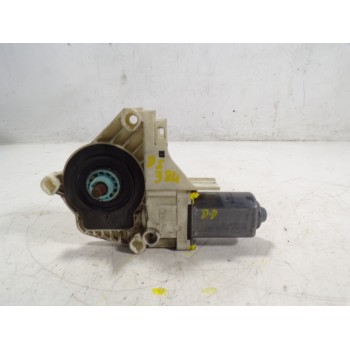 MOTOR ELEVALUNAS DELANTERO DERECHO 8T0959802B 8K0959802B 