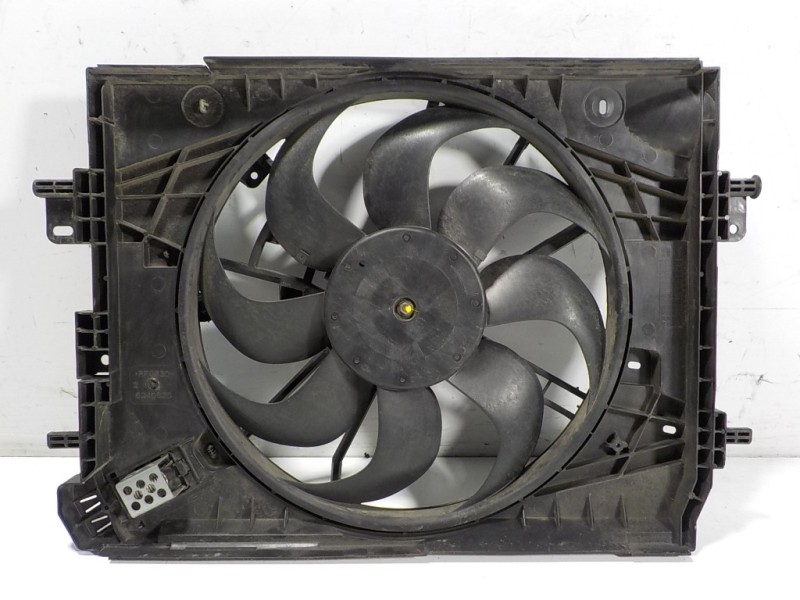 Recambio de electroventilador para renault clio iv 0.9 tce referencia OEM IAM 214818009R 214818009R 