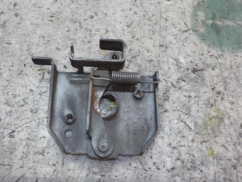 Recambio de cerradura capot para renault clio ii fase i (b/cbo) 1.9 dti diesel referencia OEM IAM   