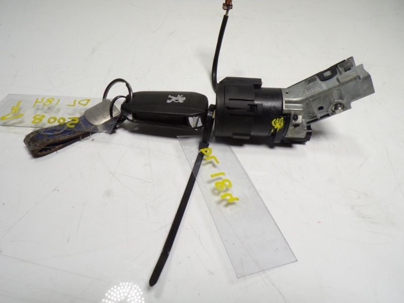 Recambio de antirrobo para peugeot 5008 1.2 12v e-thp referencia OEM IAM 1608682880 9663123380 