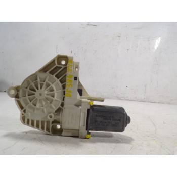 MOTOR ELEVALUNAS TRASERO IZQUIERDO 8K0959811C 8K0959811C 1101977001360