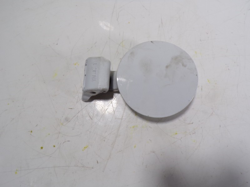 Recambio de tapa combustible para kia venga 1.6 cat referencia OEM IAM 695101P000  
