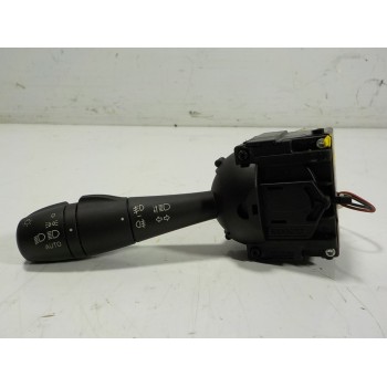 MANDO LUCES 8201167992 255675887R 