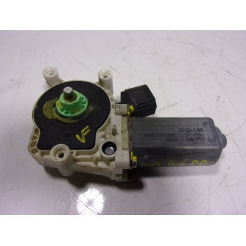 MOTOR ELEVALUNAS DELANTERO DERECHO 67626981142 994441102 