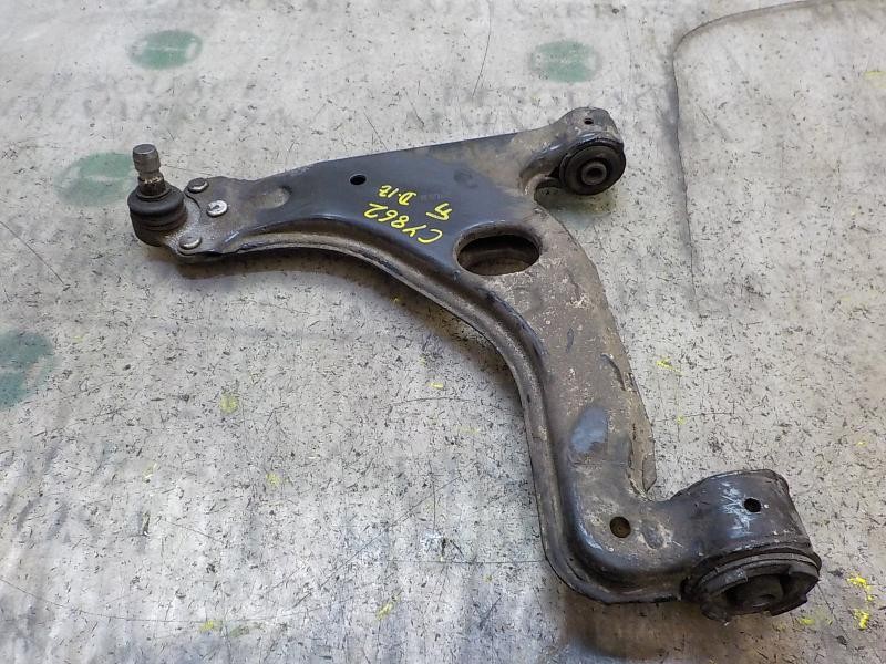 Recambio de brazo suspension inferior delantero izquierdo para opel zafira b 1.6 16v cat referencia OEM IAM   