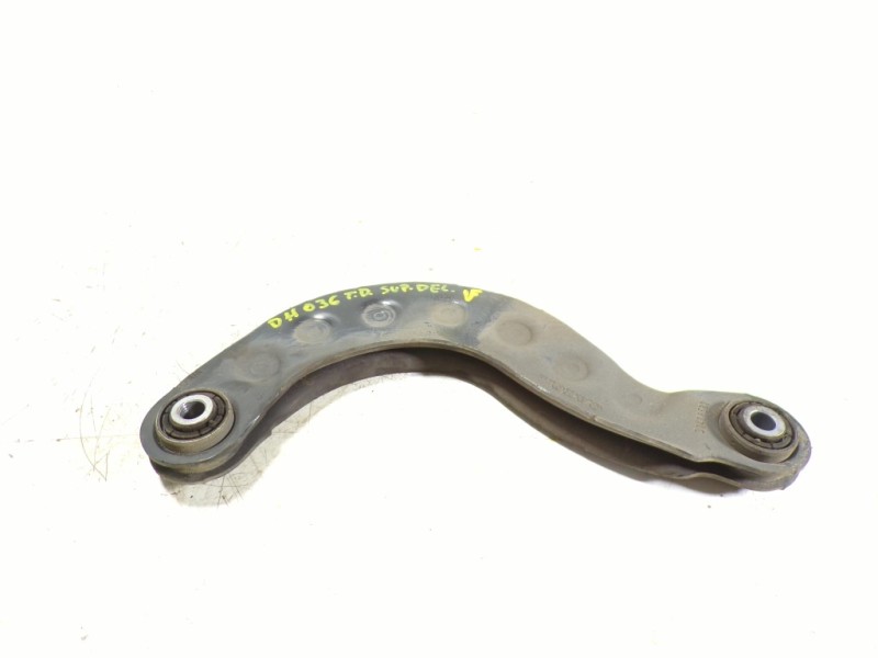 Recambio de brazo suspension superior trasero derecho para volvo v40 kinetic referencia OEM IAM 31406582  