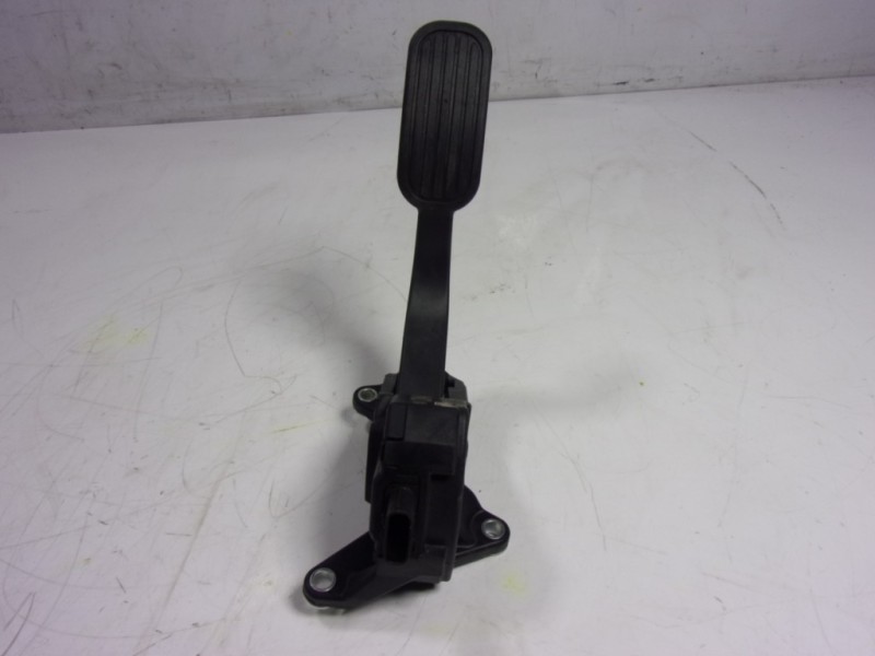 Recambio de potenciometro pedal para toyota c-hr 132 kw referencia OEM IAM 78110F4022 78110F4022 21078C2